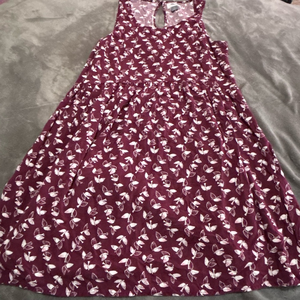 Old Navy Burgundy and White Floral Kids Dress